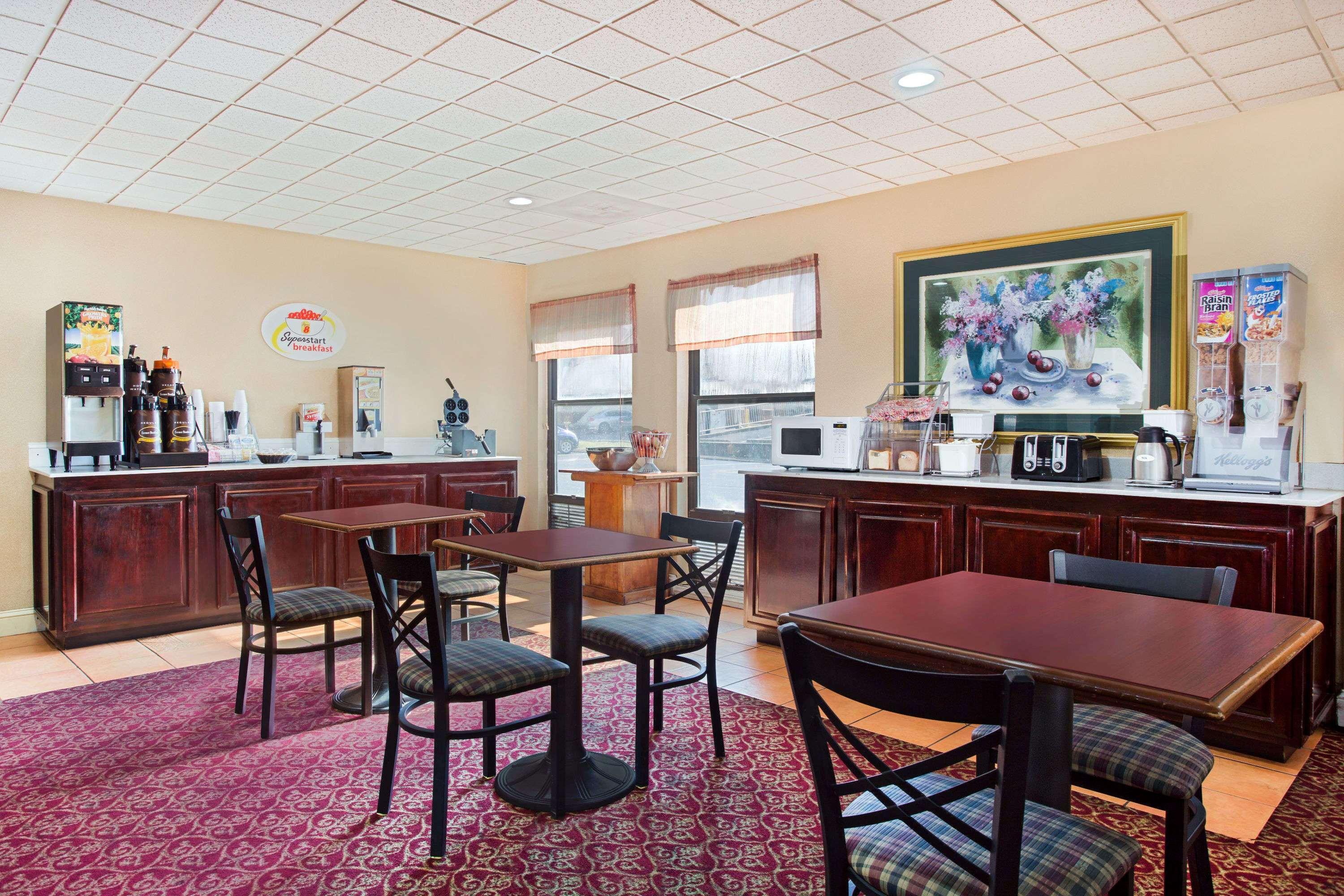 Rodeway Inn Chattanooga Bagian luar foto