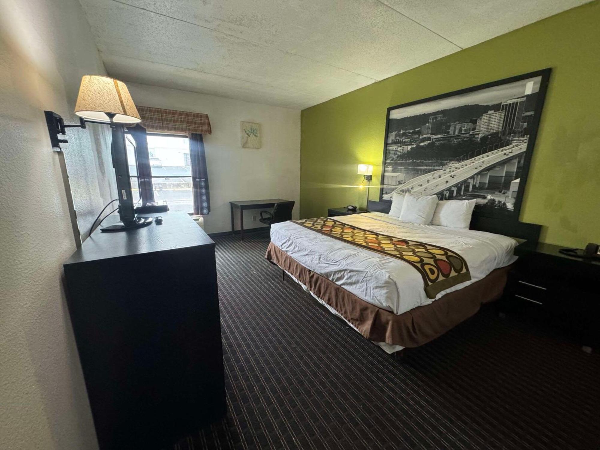 Rodeway Inn Chattanooga Bagian luar foto