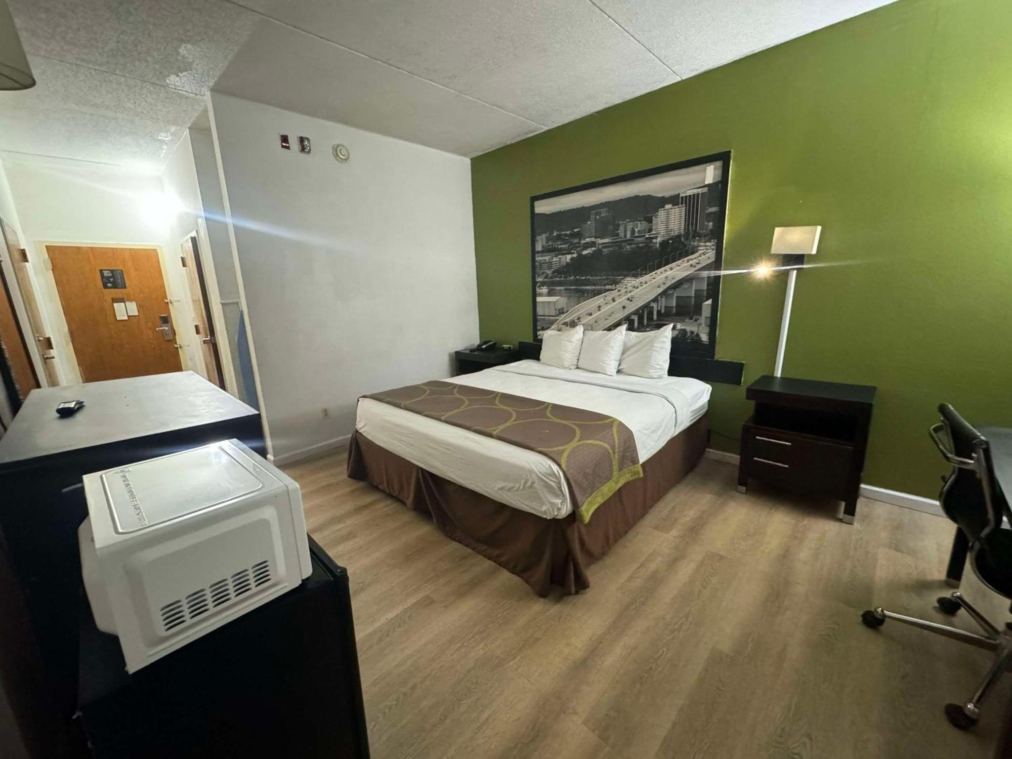 Rodeway Inn Chattanooga Bagian luar foto